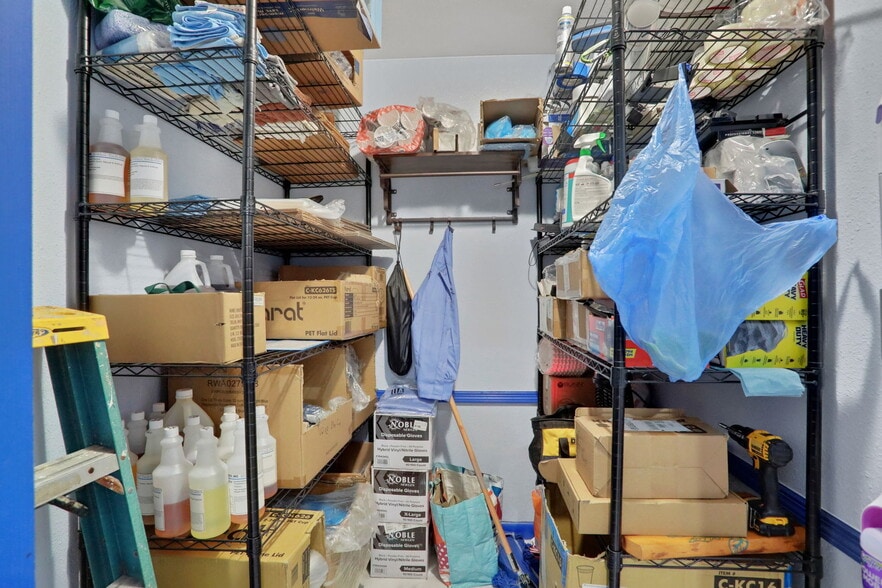 More Photos Of 413 Elm St, Welaka Freestanding For Sale