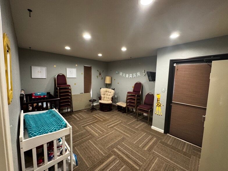 More Photos Of 1545 E I-30, Rockwall Office For Lease