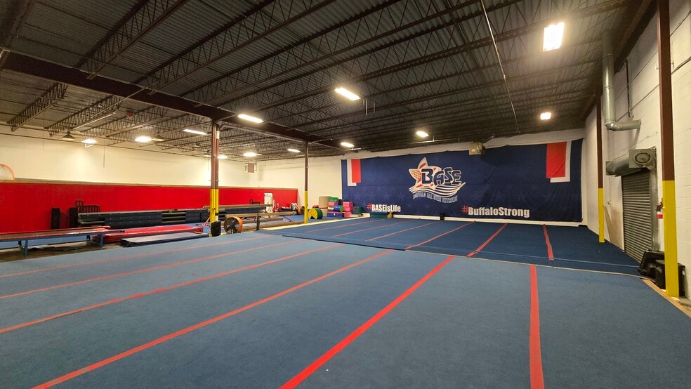 More Photos Of 319-327 Elm St, Buffalo Manufacturing For Sale