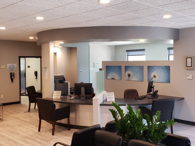 More Photos Of 604 W Warner Rd, Chandler Medical For Sale