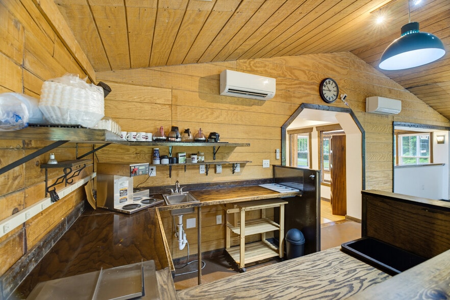 More Photos Of 2175 Hankey Mountain Hwy, Churchville Restaurant For Sale