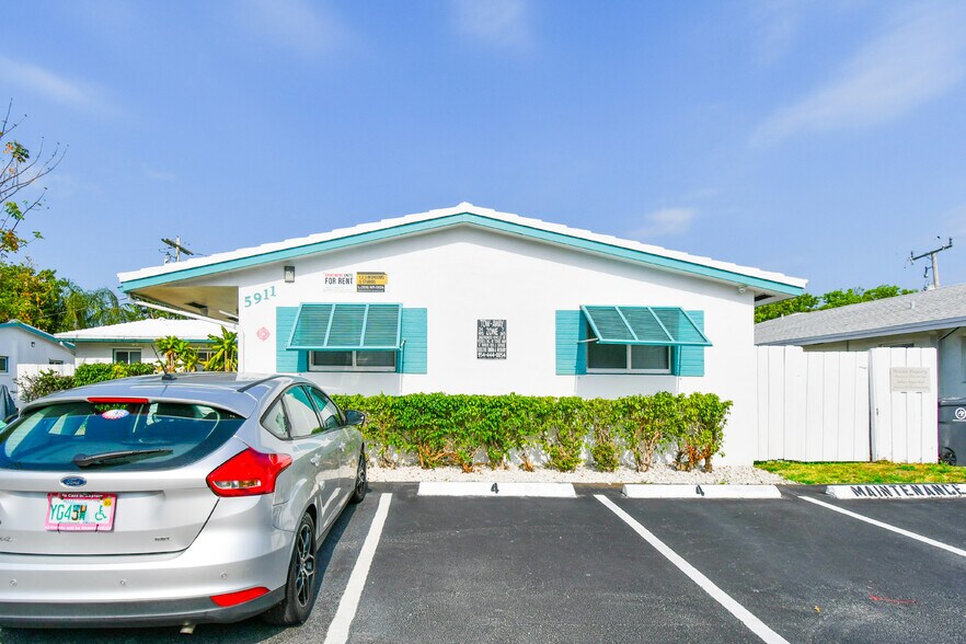 More Photos Of 5901-5911 NE 18th Ave, Fort Lauderdale Apartments For Sale