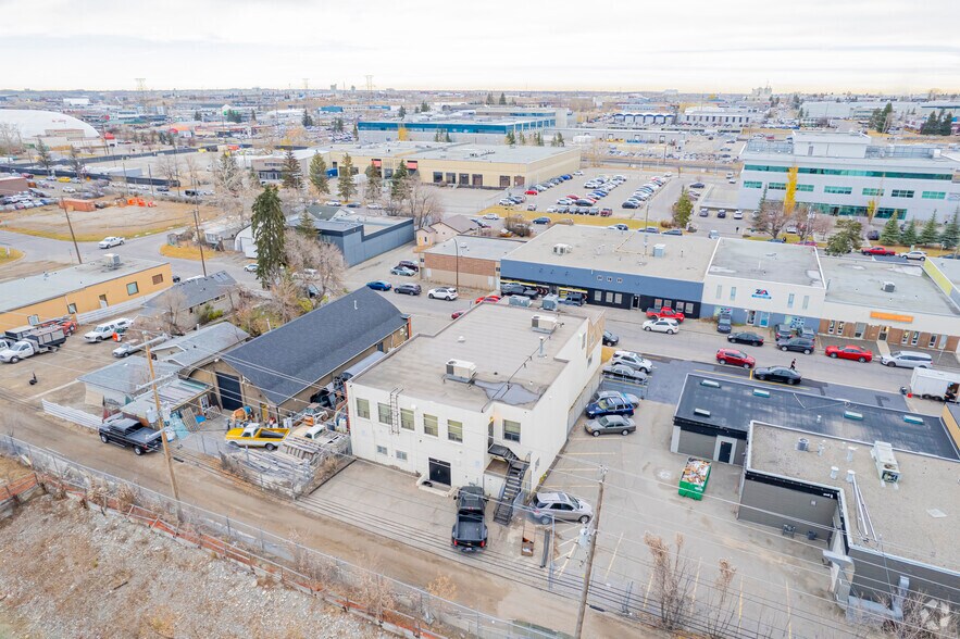 More Photos Of 5325 1A St SW, Calgary Lodge Meeting Hall For Sale