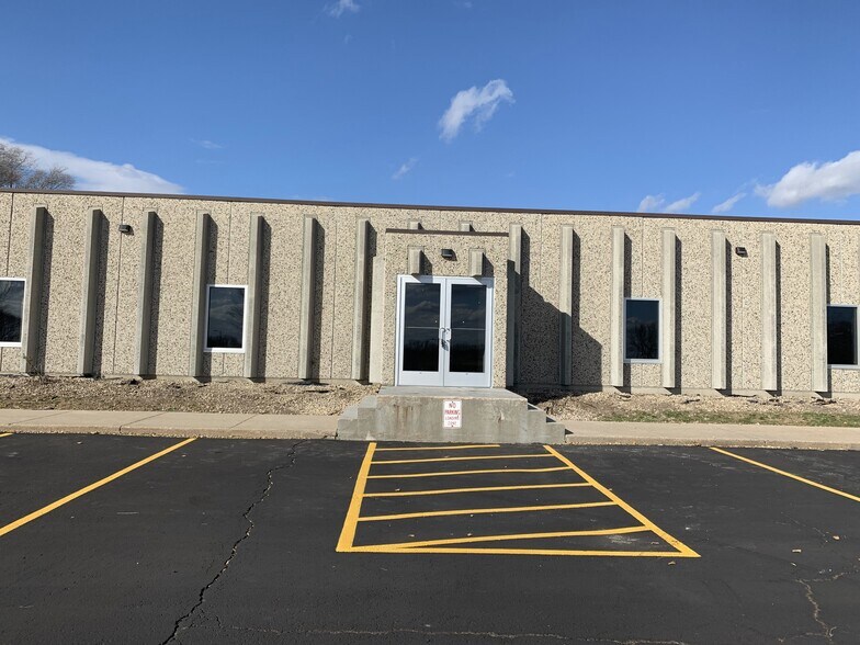 More Photos Of 2104 International Ln, Madison Light Distribution For Lease