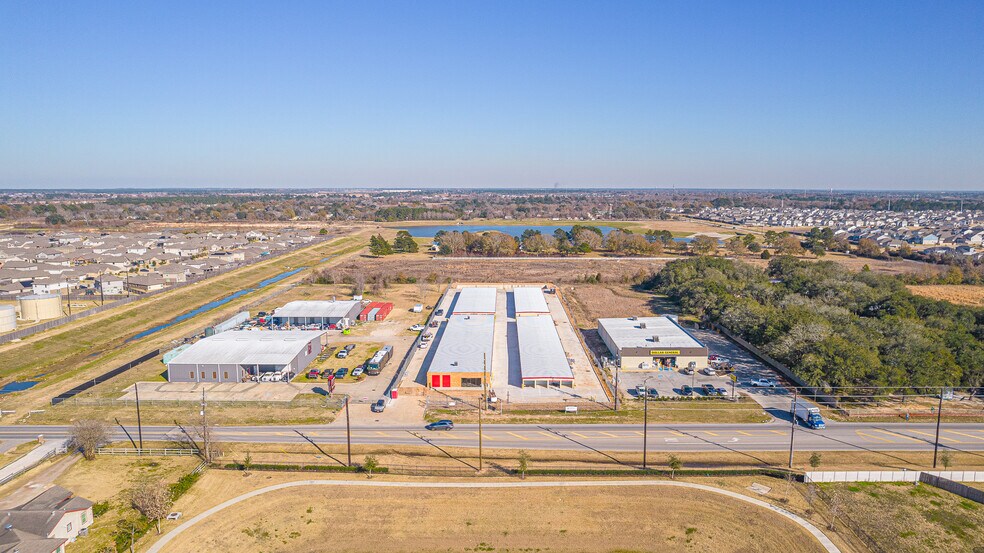 Primary Photo Of 18180 BECKER RD, Hockley Self Storage For Sale