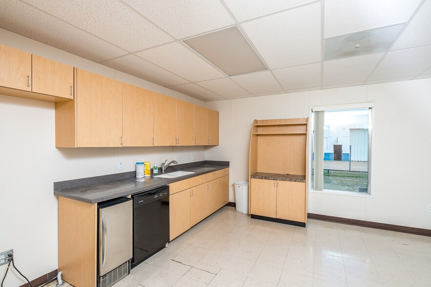 More Photos Of 707 N Scott Ave, Wichita Falls Office Residential For Lease