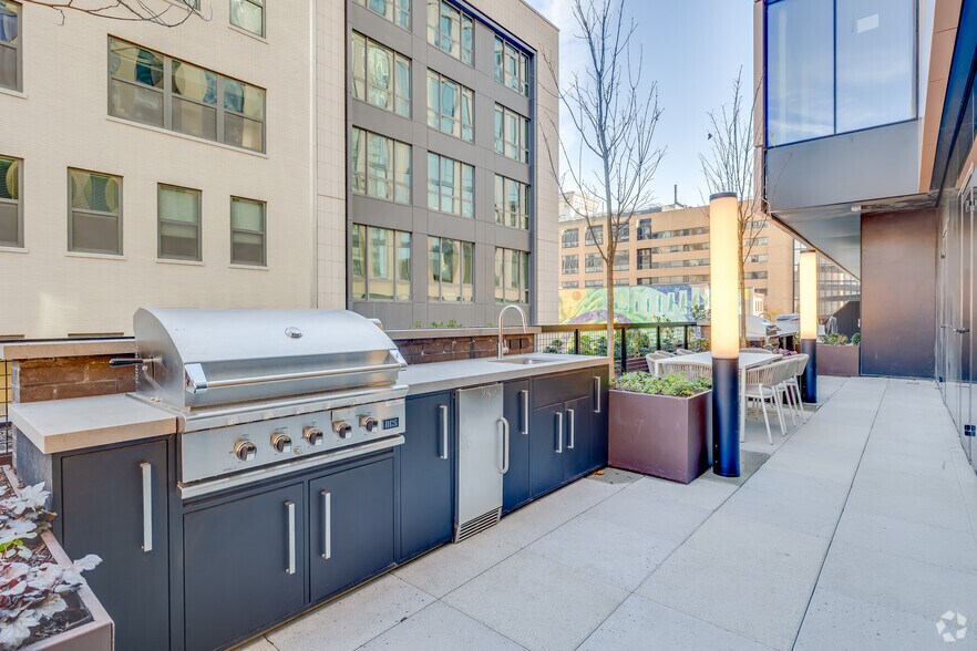 More Photos Of 1134 Sansom St, Philadelphia Apartments For Lease