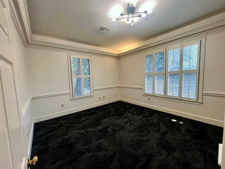 More Photos Of 2833 Remington Green Cir, Tallahassee Office For Sale