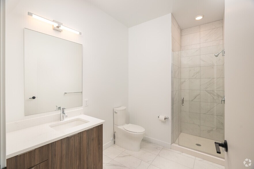 More Photos Of 1190 S Pennsylvania St, Denver Apartments For Sale