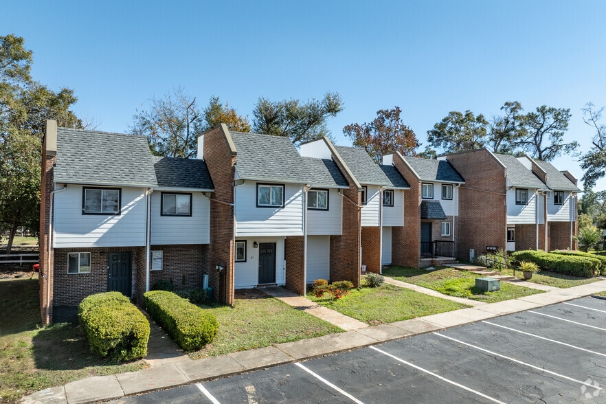 More Photos Of 2731 S Blair Stone Rd, Tallahassee Apartments For Sale
