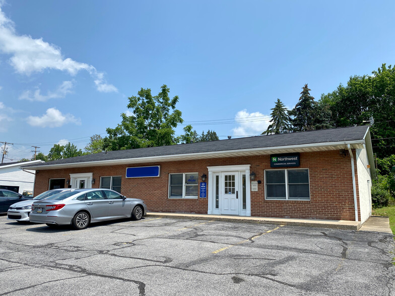 Primary Photo Of 413 S Logan Blvd, Altoona Office For Lease