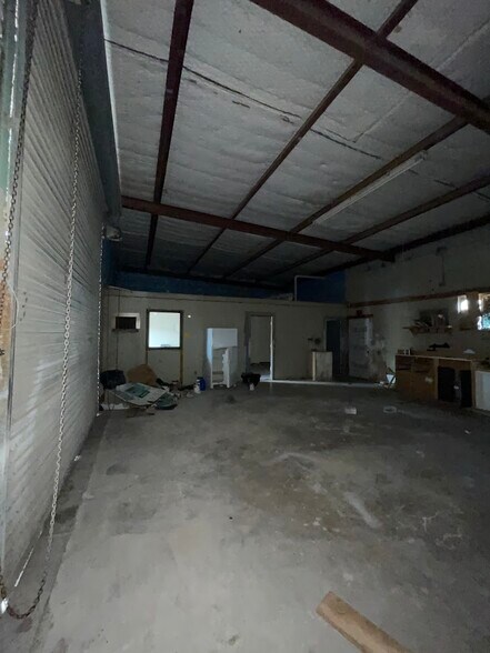 More Photos Of 137 S Bentsen Palm Dr, Mission Office For Sale