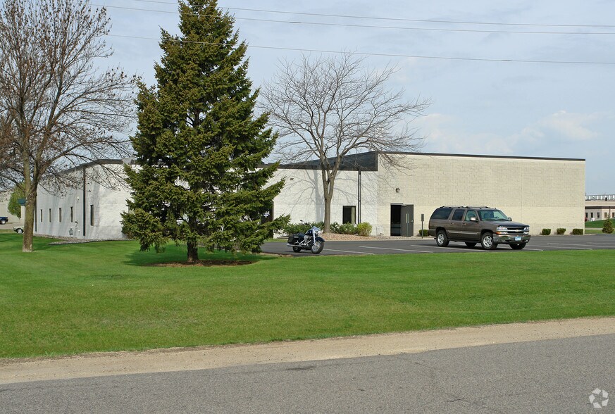 More Photos Of 21475 Heath Ave, Lakeville Manufacturing For Sale