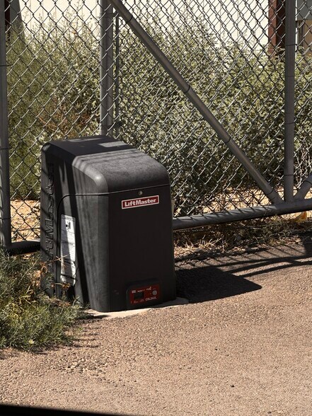 More Photos Of 13949 Windermere ave, El Paso Warehouse For Sale