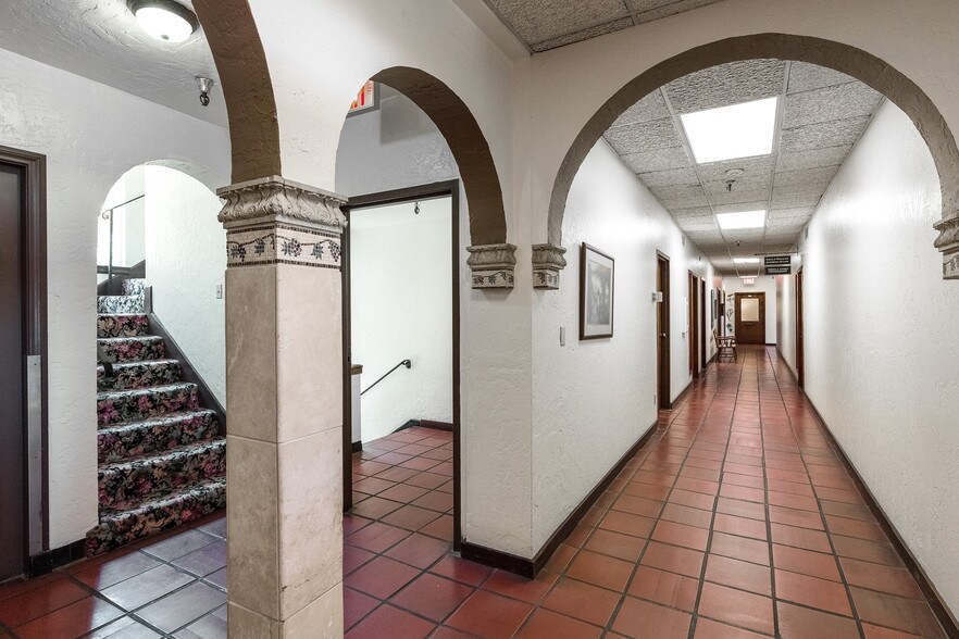 More Photos Of 555 Soquel Ave, Santa Cruz Office For Sale