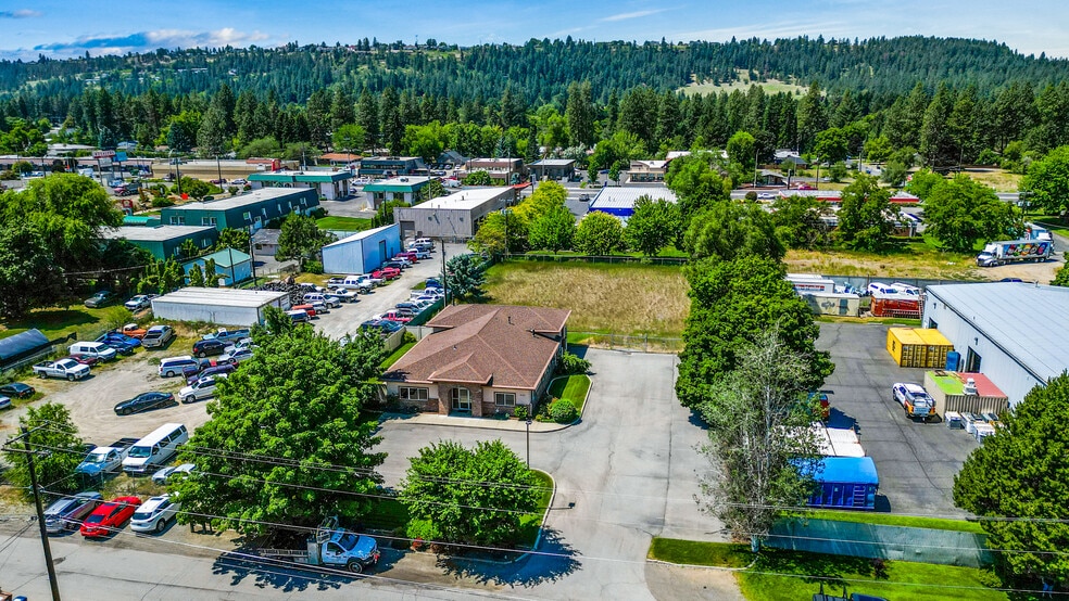 More Photos Of 9629 N Colfax Rd, Spokane Office For Sale