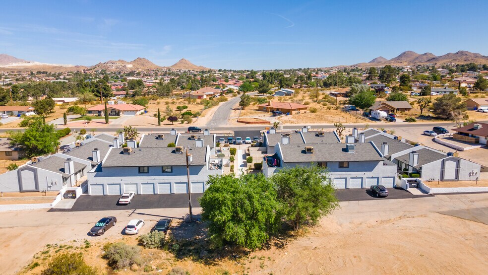More Photos Of 19087 Allegheny Rd, Apple Valley Apartments For Sale