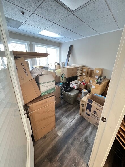 More Photos Of 40200 Truckee Airport Rd, Truckee Office For Lease