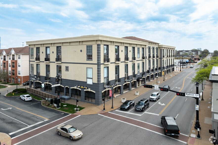 More Photos Of 141 E Madison Ave, Kirkwood Apartments For Lease