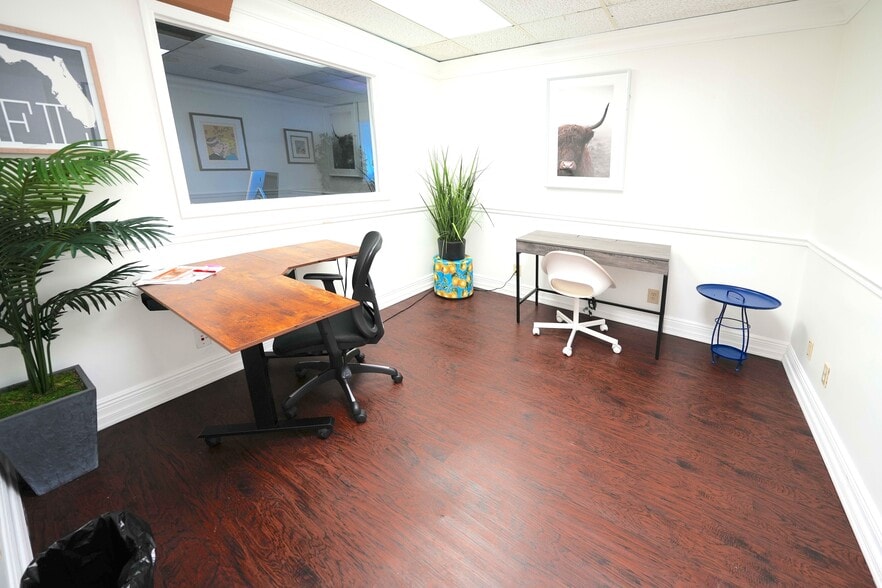 More Photos Of 1995 E Oakland Park Blvd, Fort Lauderdale Loft Creative Space For Lease
