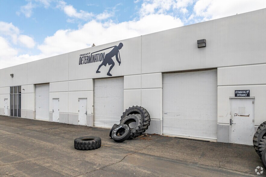 More Photos Of 1376 Lead Hill Blvd, Roseville Flex For Lease