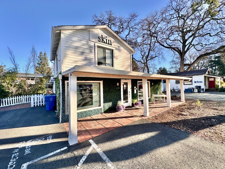 More Photos Of 244 Front St, Danville Medical For Sale