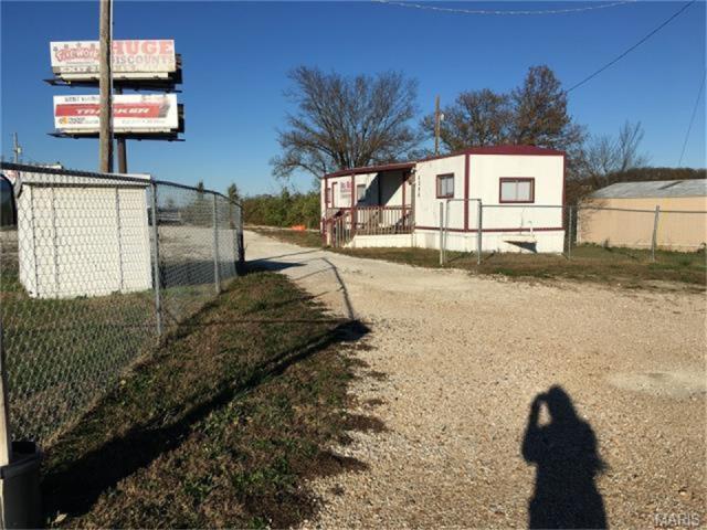 More Photos Of 1250 Pami St, Saint Clair Office For Lease