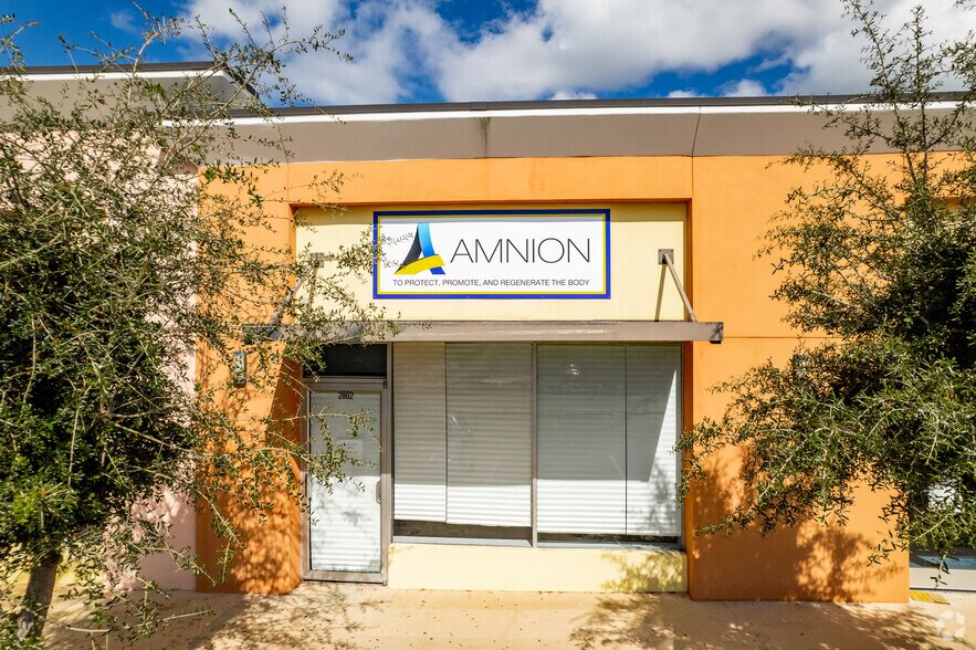 More Photos Of 2816-2830 S Bay St, Eustis General Retail For Lease