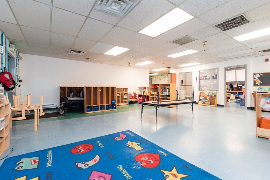 More Photos Of 211 Wise Ave, Dundalk Schools For Sale