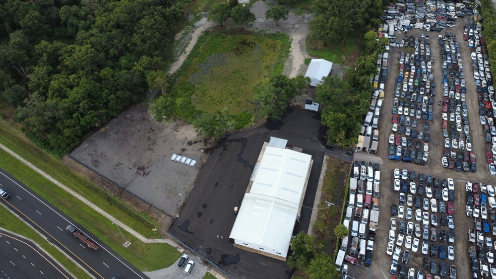 More Photos Of 8221 US Highway 301 N, Tampa Industrial For Lease