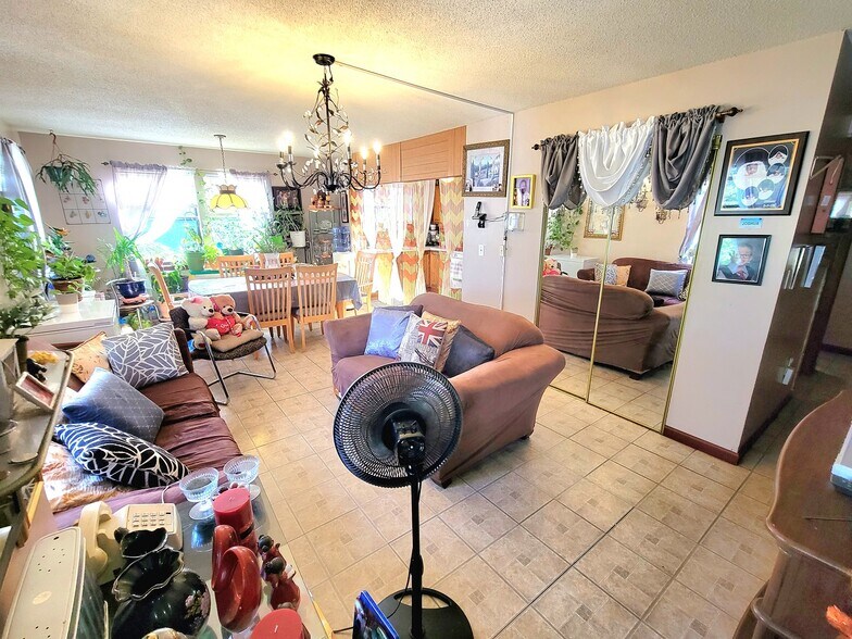More Photos Of 270-276 Bellevue St, Hartford Apartments For Sale