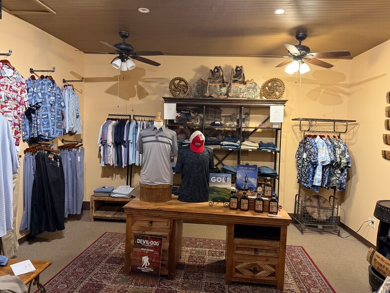 More Photos Of 714 S Austin Ave, Georgetown Storefront Retail Office For Lease