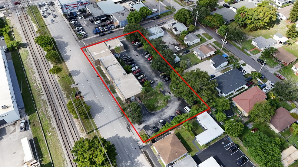 Primary Photo Of 101 N Dixie Hwy, Hallandale Beach Manufacturing For Sale