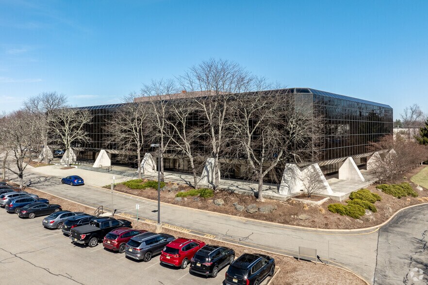 More Photos Of 600 Parsippany Rd, Parsippany Office For Sale
