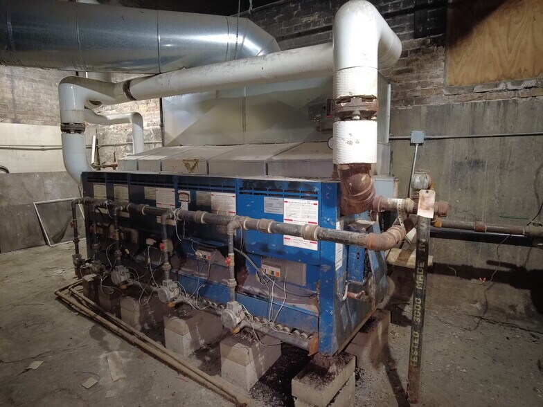 More Photos Of , Chicago Multifamily For Sale