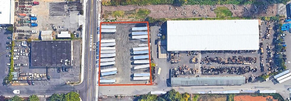 Primary Photo Of 904 W Main St, Auburn Contractor Storage Yard For Lease