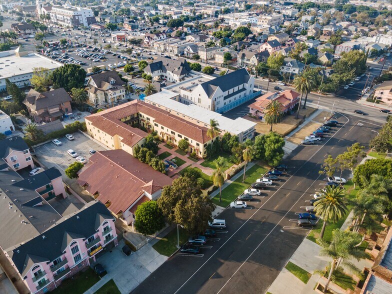 More Photos Of 2623 Ellendale Pl, Los Angeles Apartments For Sale