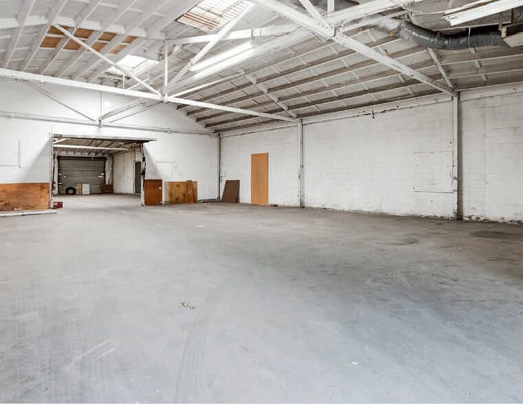 More Photos Of 939-943 N Vignes St, Los Angeles Warehouse For Sale