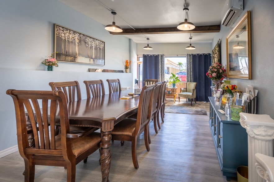 More Photos Of 819-821 Orange St, Redlands General Retail For Sale