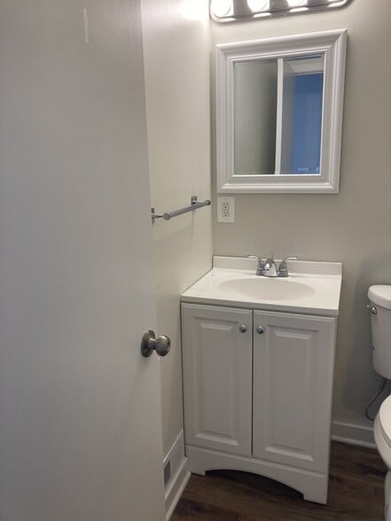 More Photos Of 819 S Broadway, Baltimore Storefront For Lease