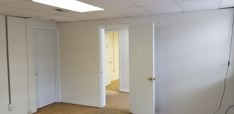 More Photos Of 318 S South St, Gastonia Office For Lease