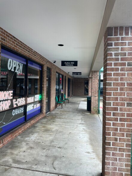 More Photos Of 4401-4445 Pennell Rd, Aston Unknown For Lease