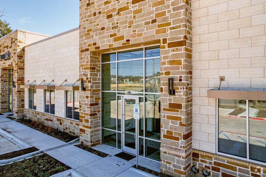 More Photos Of 803 W Southlake Blvd, Southlake Office For Lease