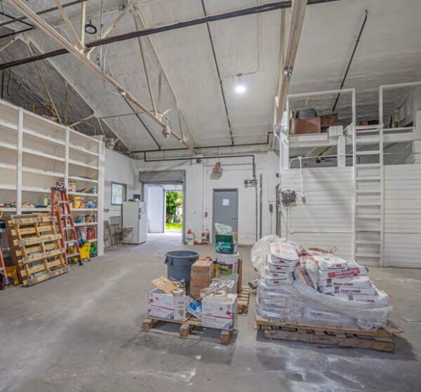 More Photos Of 72 S Kimball St, Haverhill Warehouse For Sale