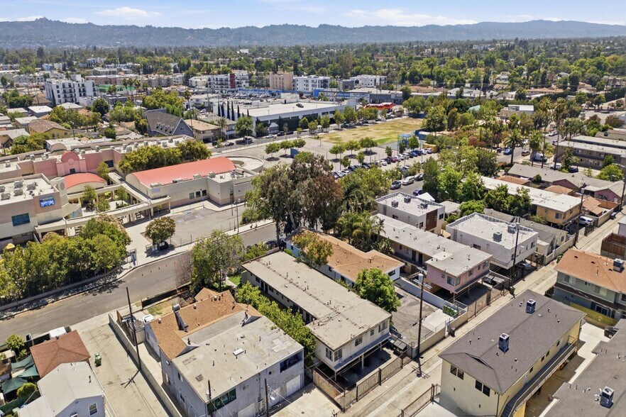 More Photos Of 11421 Tiara St, North Hollywood Apartments For Sale