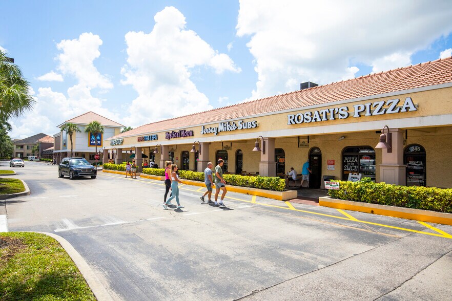More Photos Of 8951 Bonita Beach Rd SE, Bonita Springs Restaurant For Lease