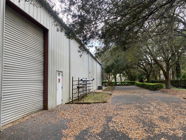 More Photos Of 6555 Grace Ln, Jacksonville Light Manufacturing For Sale