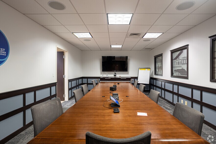 More Photos Of 1405 S County Trl, East Greenwich Medical For Lease