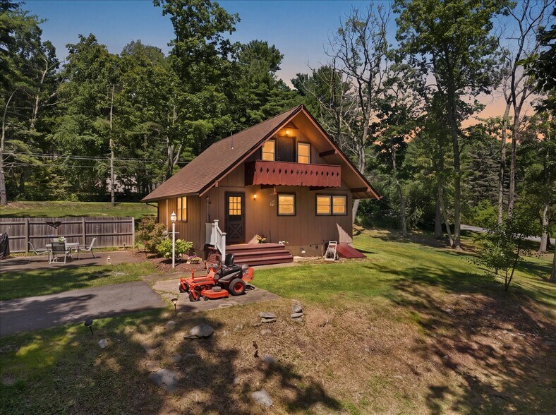 More Photos Of 111 Mountain Springs Rd, Milford Land For Sale
