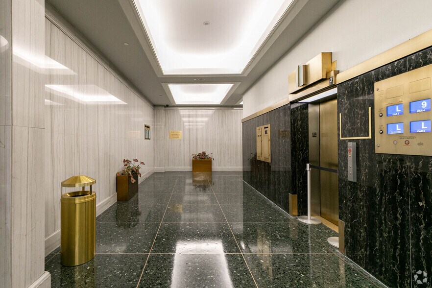 More Photos Of 500 Eighth Ave, New York Loft Creative Space For Lease
